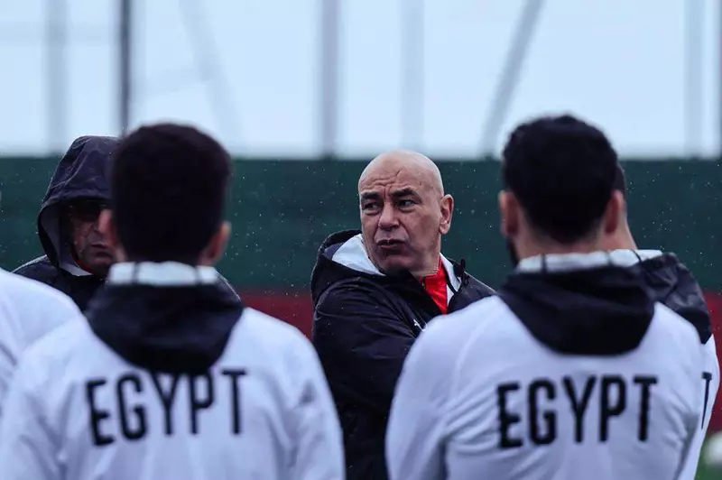 عاجل.. أسماء جديدة تقترب من الظهور في مباراة مصر وأنجولا 